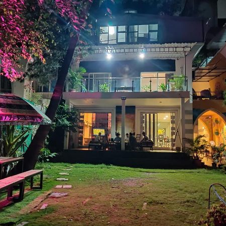 Urban Nomads Pune Riverside Colive Cowork Hostel Екстериор снимка