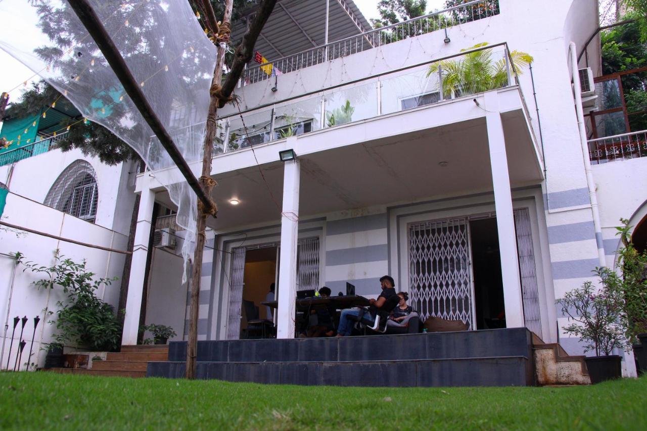Urban Nomads Pune Riverside Colive Cowork Hostel Екстериор снимка