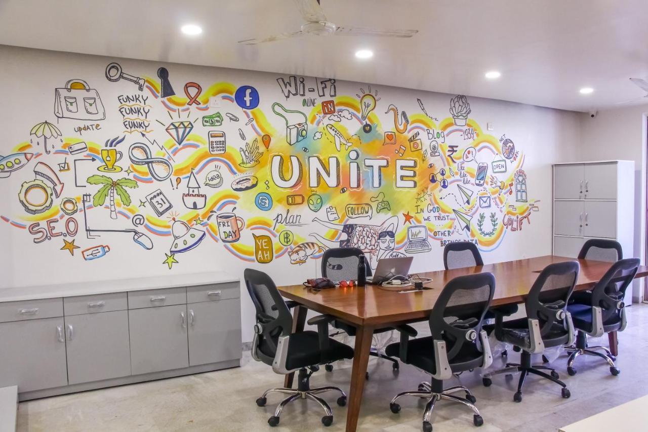 Urban Nomads Pune Riverside Colive Cowork Hostel Екстериор снимка