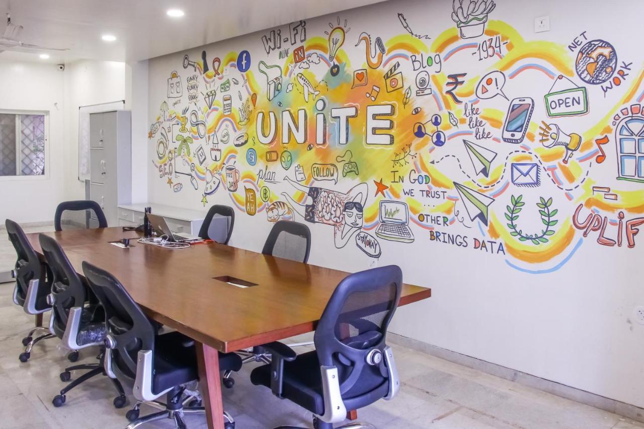 Urban Nomads Pune Riverside Colive Cowork Hostel Екстериор снимка