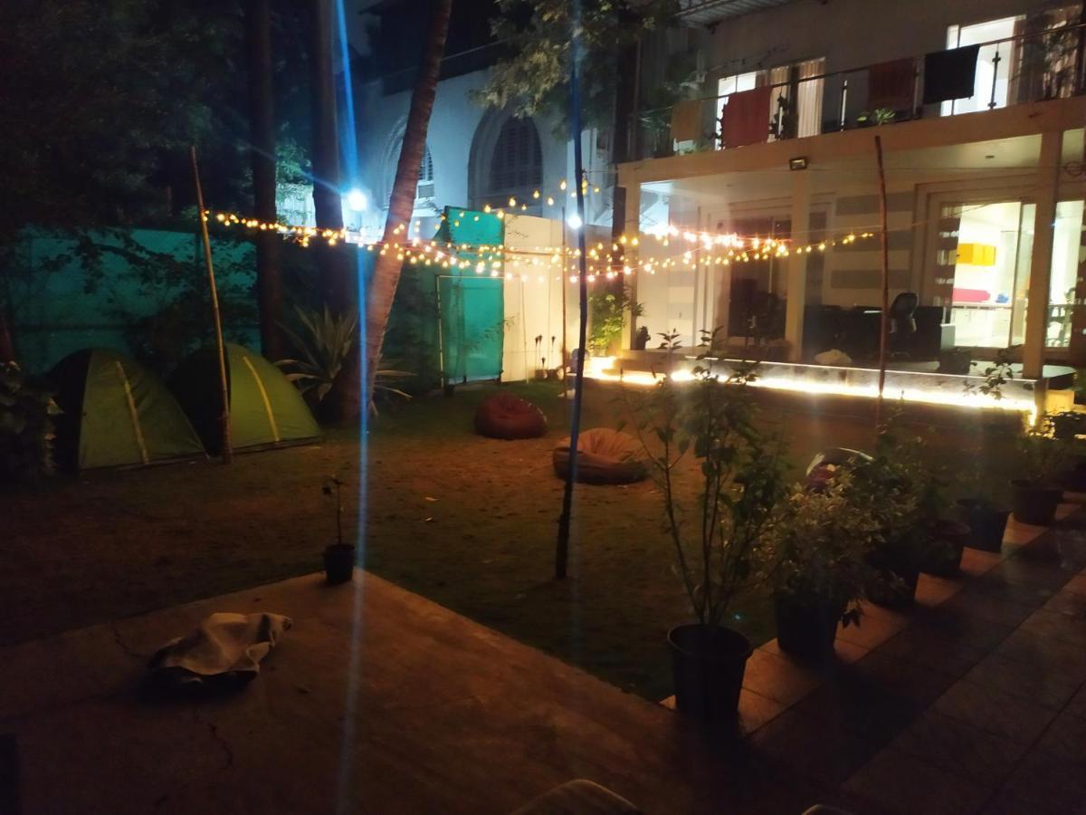 Urban Nomads Pune Riverside Colive Cowork Hostel Екстериор снимка