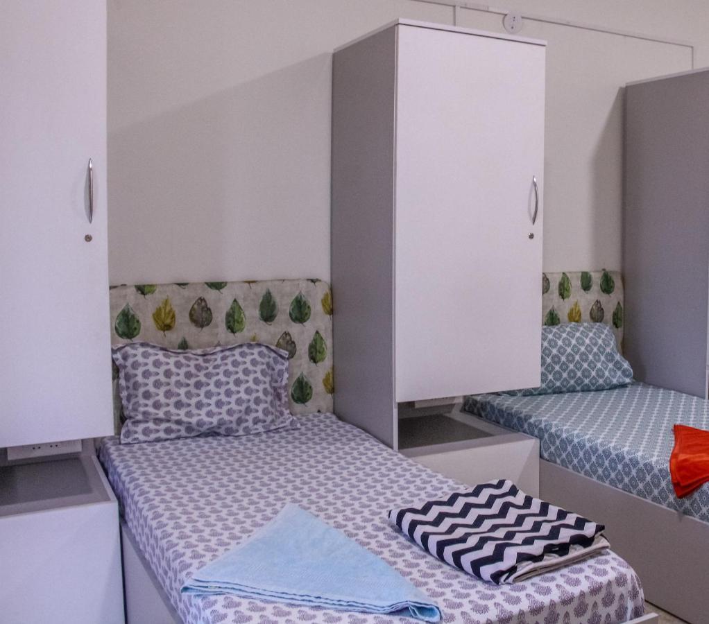 Urban Nomads Pune Riverside Colive Cowork Hostel Екстериор снимка