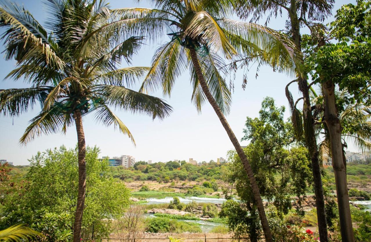 Urban Nomads Pune Riverside Colive Cowork Hostel Екстериор снимка